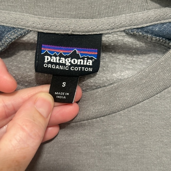 Patagonia Navy Blue Gray P-6 Logo Lightweight Crew Sweatshirt Men's Small Shirt - Picture 5 of 12